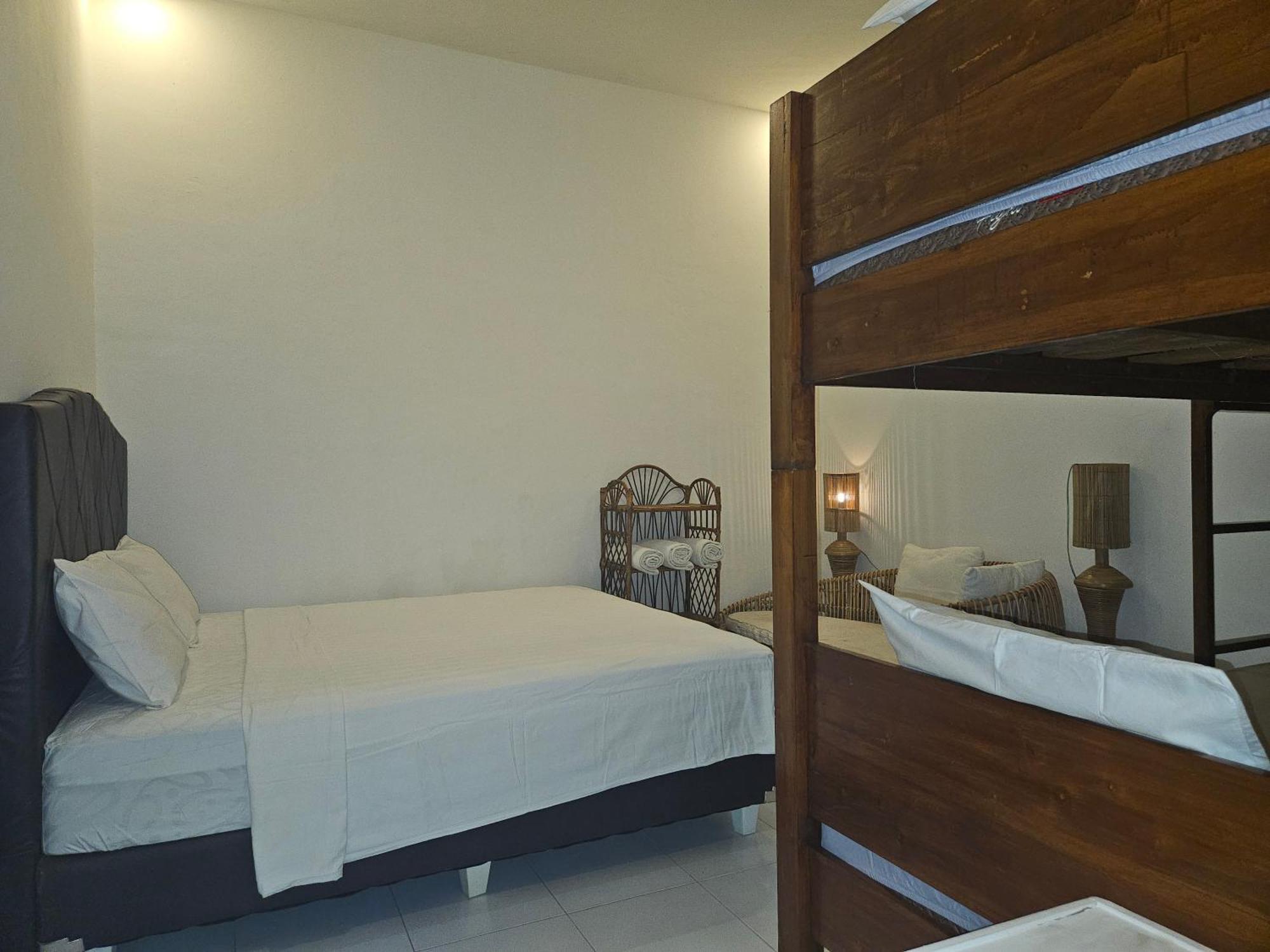 Efrata Villa Gili Air Room photo